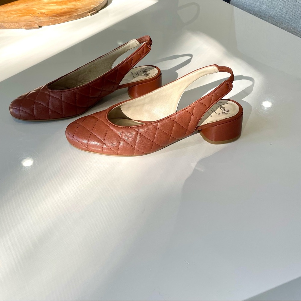 Amalfi Quilted Slingback Shoes, Medium brown Leather! 8M - Picture 3 of 9